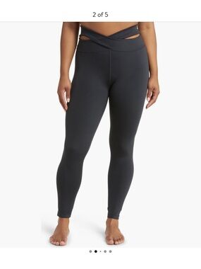 Zella Perform Crossband Cut Out Waist 7/8 Leggings
